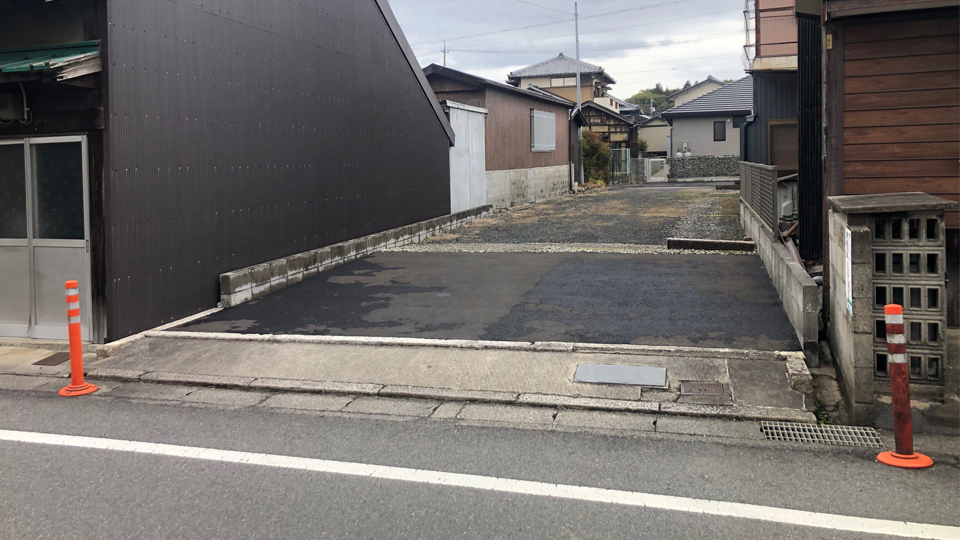 神戸８丁目　月極駐車場